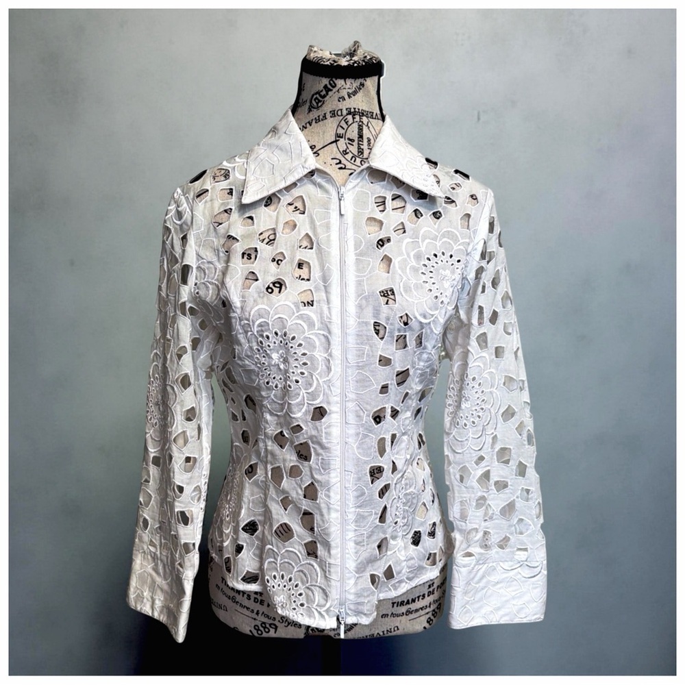 Samuel Dong Ivory Cutwork Floral Zip-Front Jacket | Women’s Small - Picture 12 of 13